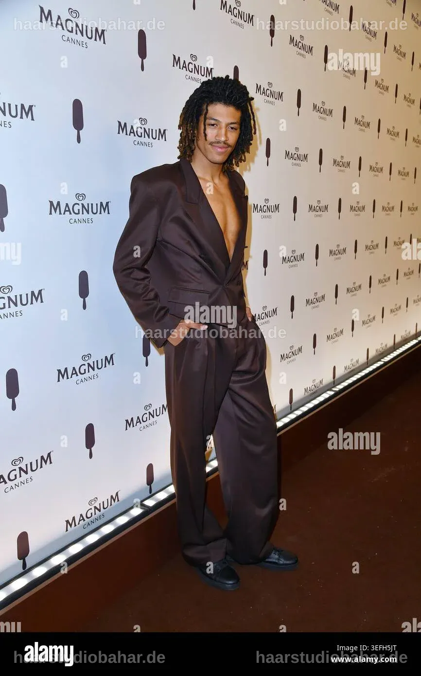 Henry Günther Ademola Dashtu Samuel, Sohn von Heidi Klum, bei der Ankunft an einem Event.