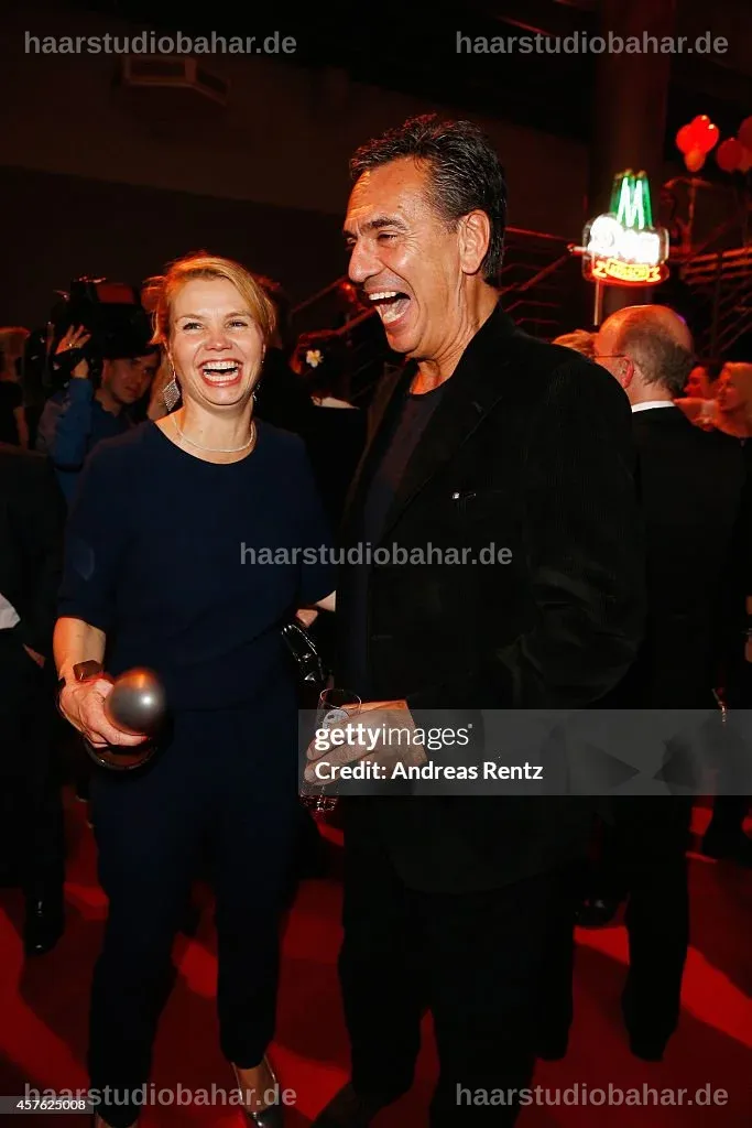 Annette Frier und Johannes Wünsche bei einer Preisverleihung in Deutschland.